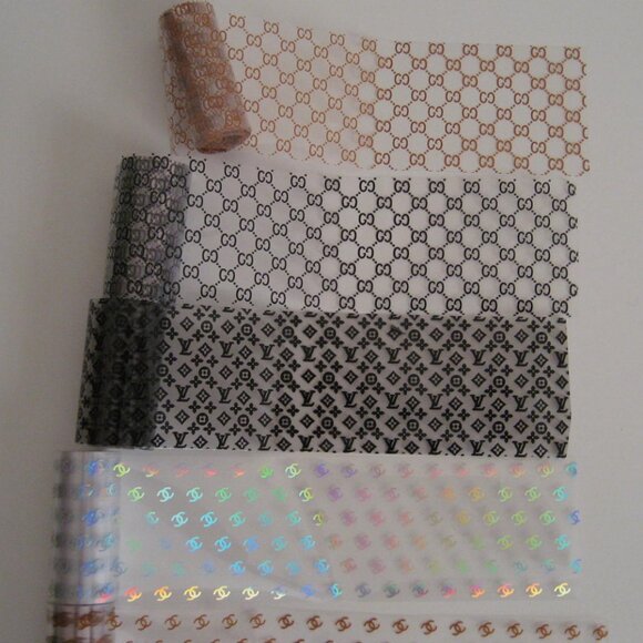 Gold Nail Foils w/Applicator - Picture 6 of 6